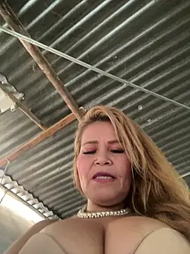 dirty_mother3: вебкам-шоу