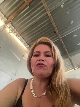 Вебкам-шоу dirty_mother3