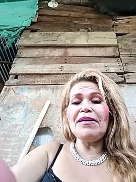 dirty_mother3のウェブカメラショー