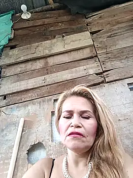 dirty_mother3 webkamerás műsora