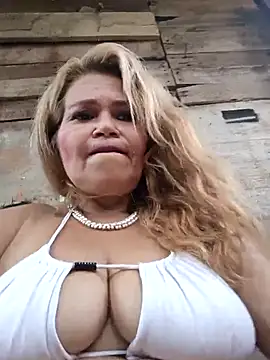 dirty_mother3 Adlı Modelin Web Kamerası Şovu