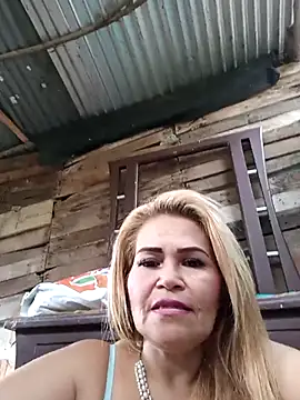 Show modela dirty_mother3 na web-kameri