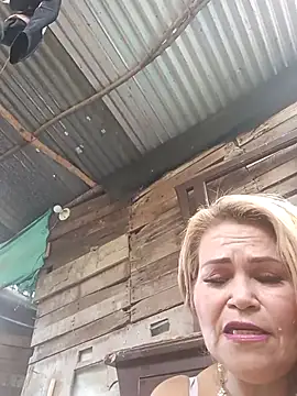 dirty_mother3 Adlı Modelin Web Kamerası Şovu