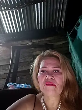 dirty_mother3 – Kamerová šou