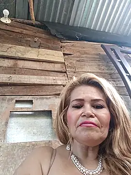 dirty_mother3 Pertunjukan Webcam