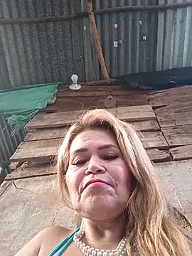 Show modela dirty_mother3 na web-kameri