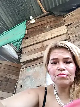 dirty_mother3 Pertunjukan Webcam