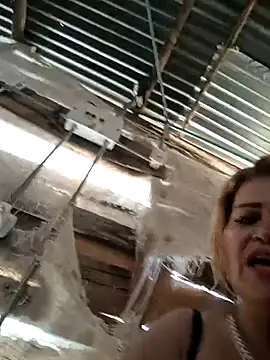 Show de dirty_mother3 na webcam