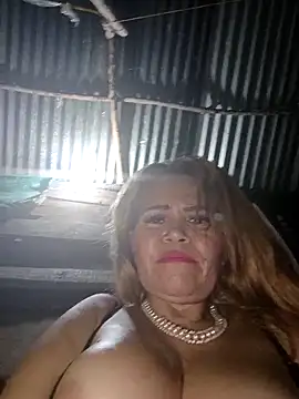 Show de dirty_mother3 na webcam