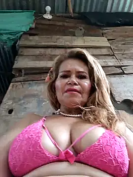 dirty_mother3のウェブカメラショー