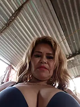 dirty_mother3 Adlı Modelin Web Kamerası Şovu