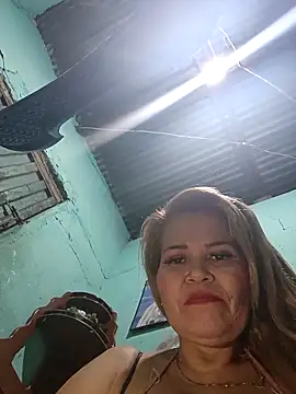 dirty_mother3 লাইভ XXX চ্যাট