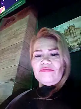Chat +18 de dirty_mother3 ao vivo