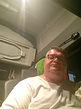 Webkamerová show Tataurs