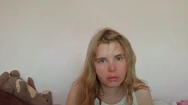 Chat XXX en directo de HornyElena