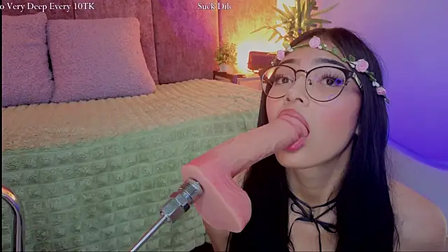 _ViolletteNoir_: διαδικτυακό σόου στην κάμερα