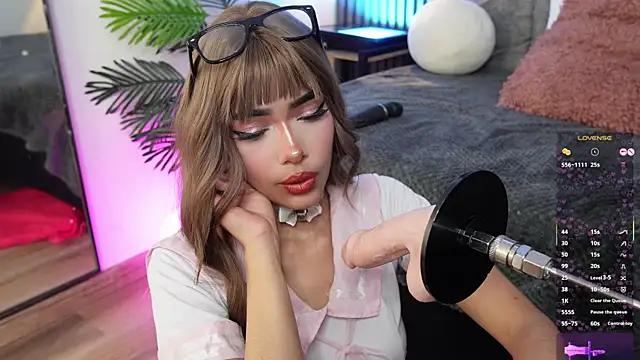 _ViolletteNoir_'s Live XXX Chat