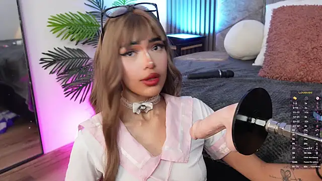 Živý XXX chat _ViolletteNoir_