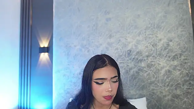 _ViolletteNoir_ XXX чат на живо