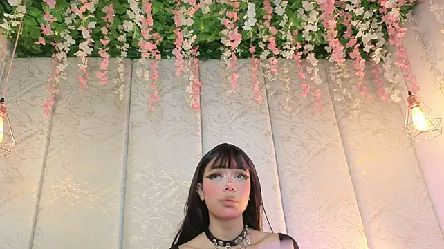_ViolletteNoir_'s Live XXX Chat