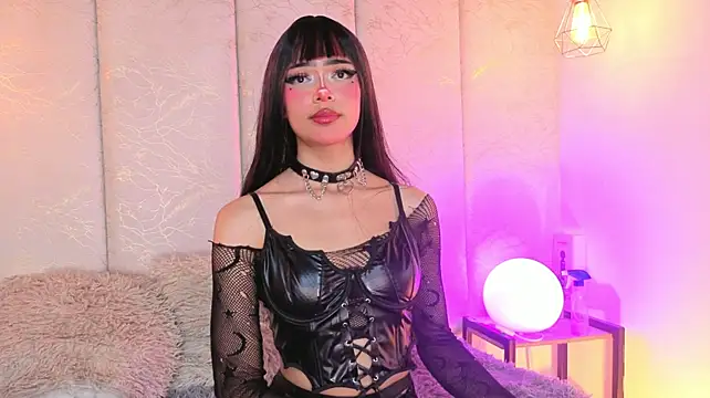 _ViolletteNoir_'s Webcam Show