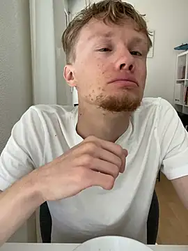 Johanes-1817 Webcam show