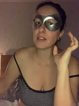 hotbrunettemass' Webcam Show
