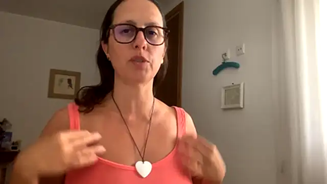 Show de hotbrunettemass na webcam
