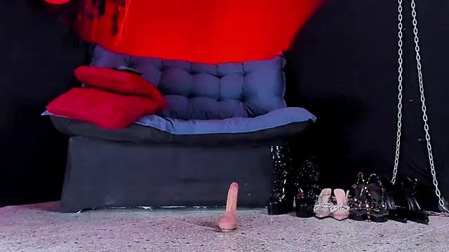 Show modela KatrinaStone na web-kameri