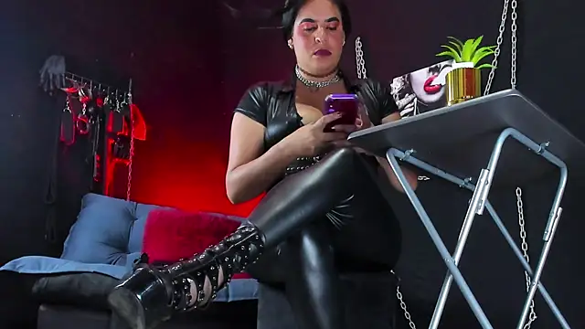 عرض كام KatrinaStone