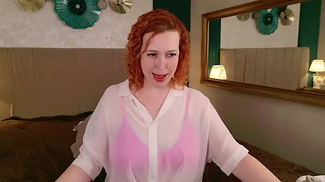 Evie_Berret Show in webcam