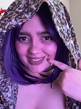 Chat +18 de candicewest_ ao vivo