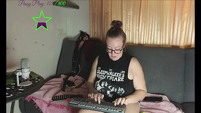 JadeStarUK's Live XXX Chat