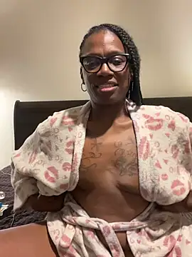 SweetParadise00's Live Sex Cam Show