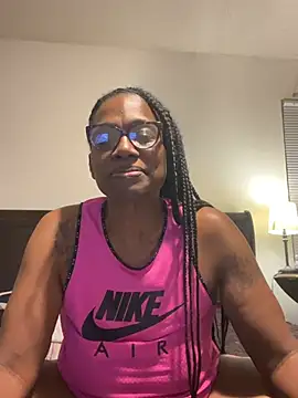 XXX chat uživo modela SweetParadise00