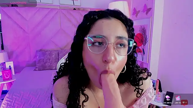 DemiJones_ Webcam show