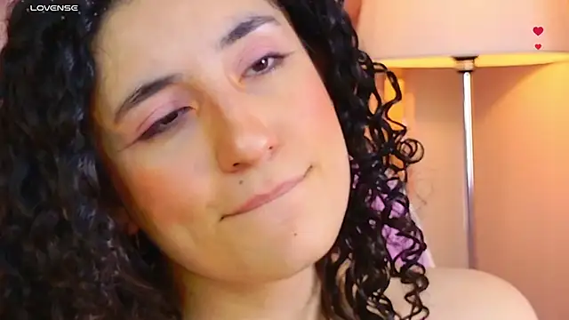 Živý XXX chat DemiJones_