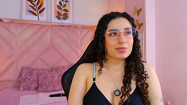 DemiJones_: απευθείας συνομιλία ΧΧΧ