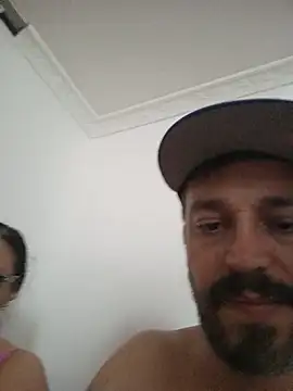 Huwhegehe's Live XXX Chat
