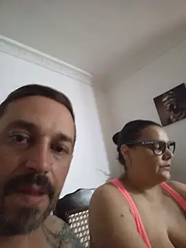 Bbwnatashaandjhonncple Show Webcam