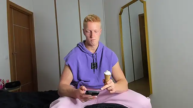 TheJacob_D's Webcam Show
