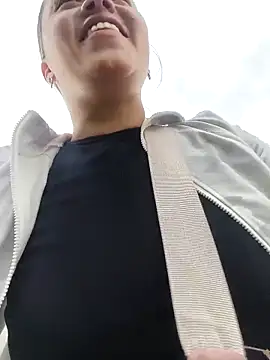 Show de ALEJA__22 na webcam