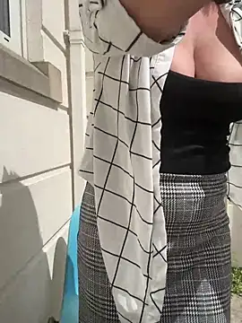 Czat XXX na żywo – PervyxMilfxx