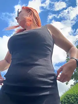 PervyxMilfxx's Live XXX Chat