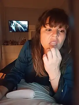 Chat XXX en directo de Domiqueen