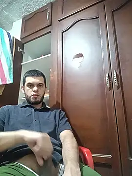 James21990 Adlı Modelin Web Kamerası Şovu