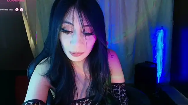 venus-foxy's Live XXX Chat