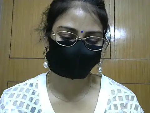 Chat +18 de Fairy_Pie ao vivo