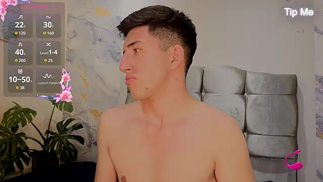 Un_Sluttyy Webcamshow