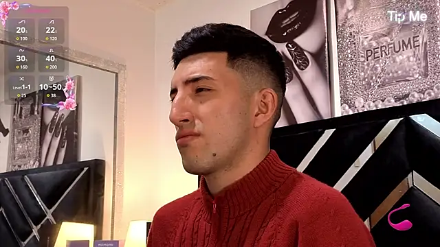 Show modela Un_Sluttyy na web-kameri